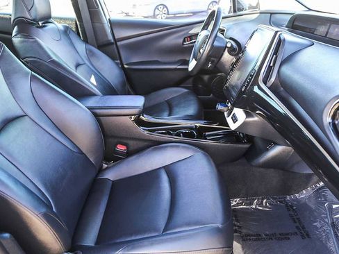 Used 2017 Toyota Prius Prime Premium w/ Carpet Mat Package image 15
