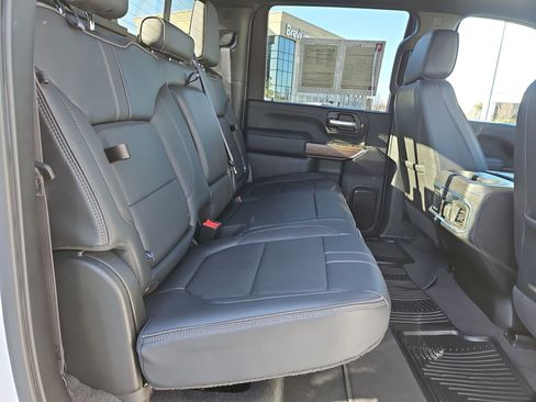 Used 2022 Chevrolet Silverado 3500 High Country w/ Z71 Off-Road Package image 31