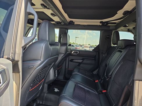 Used 2025 Ford Bronco Raptor AWD/4WD image 12