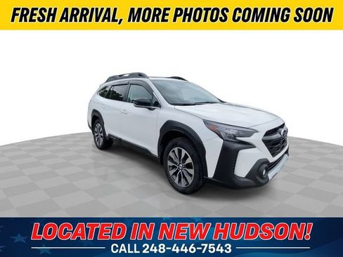 Used 2023 Subaru Outback Limited AWD/4WD image 4