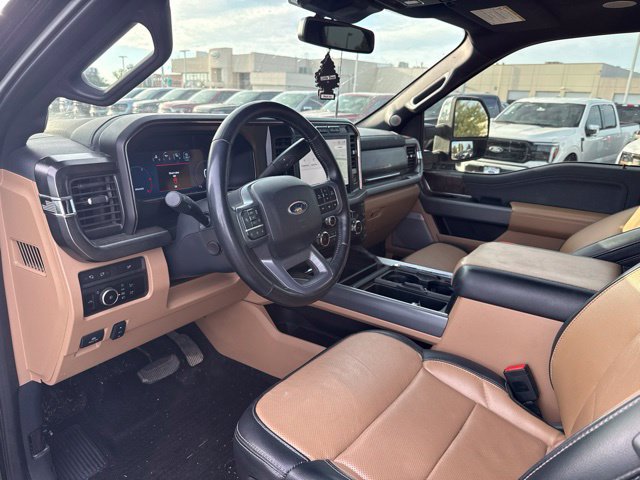 Used 2024 Ford F350 Lariat w/ Lariat Ultimate Package AWD/4WD image 9