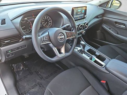 Used 2024 Nissan Sentra SV image 12