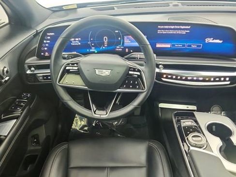 Used 2024 Cadillac Lyriq Tech image 36