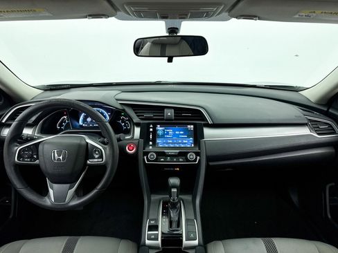 Used 2018 Honda Civic EX image 17