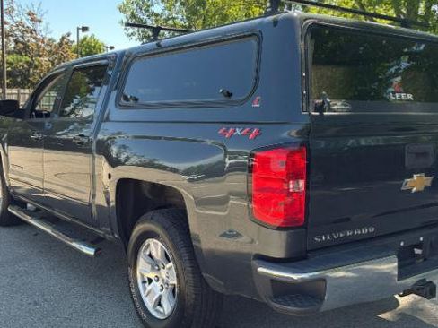 Used 2018 Chevrolet Silverado 1500 LT w/ All Star Edition AWD/4WD image 3