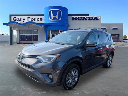 Used 2017 Toyota RAV4 Limited image 3