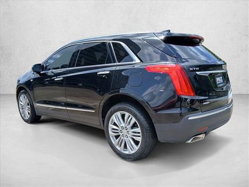 Used 2017 Cadillac XT5 Premium Luxury w/ LPO, Wheel Lock Package AWD/4WD image 8