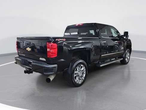 Certified 2016 Chevrolet Silverado 2500 High Country w/ Duramax Plus Package image 3