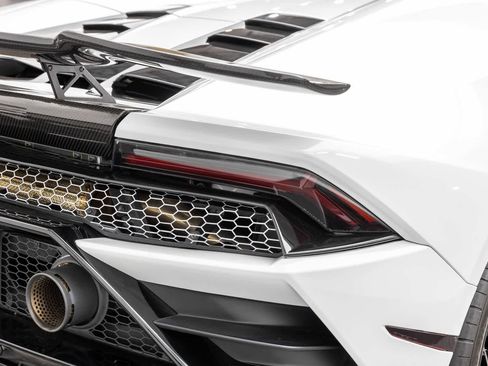 Used 2020 Lamborghini Huracan EVO AWD/4WD image 52