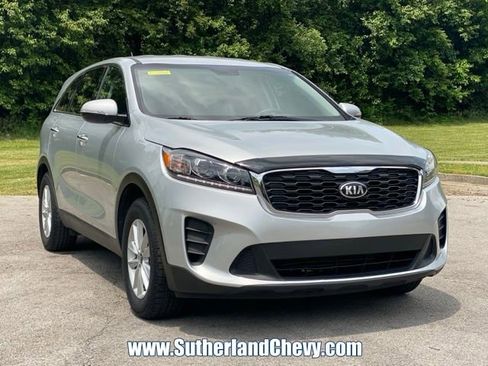 Used 2020 Kia Sorento LX FWD image 9