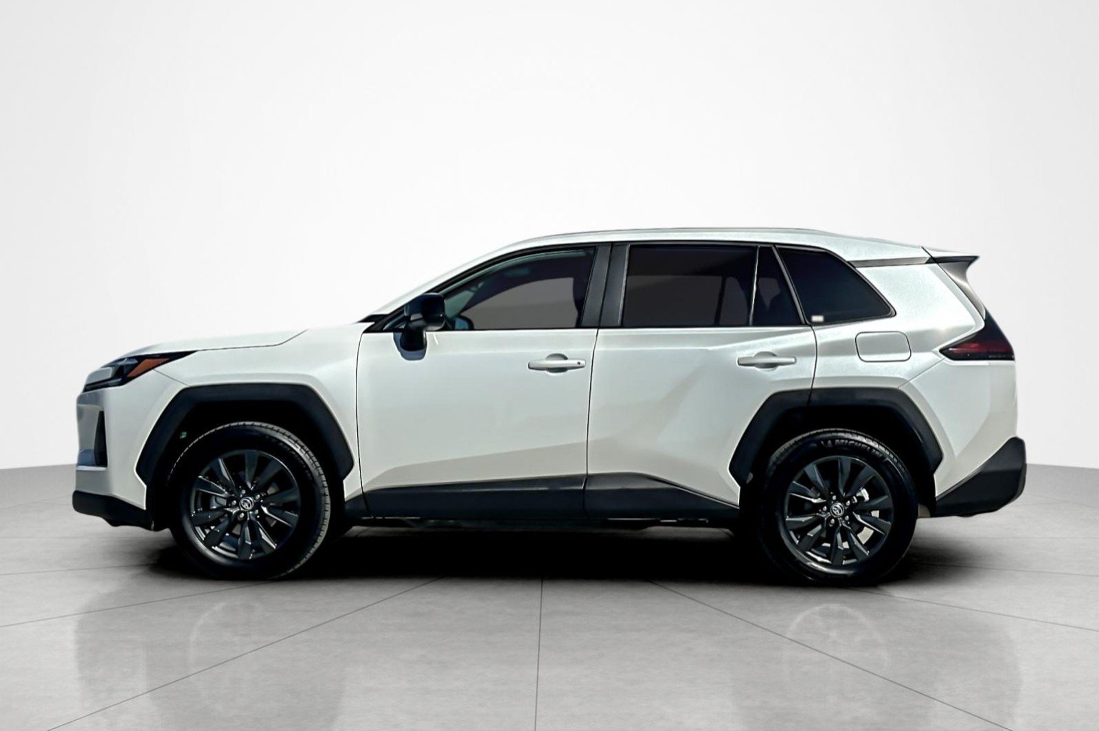 Used 2026 Toyota RAV4 XLE Premium AWD/4WD image 2