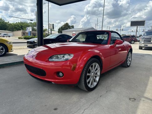 Used 2008 MAZDA MX-5 Miata Grand Touring RWD image 5