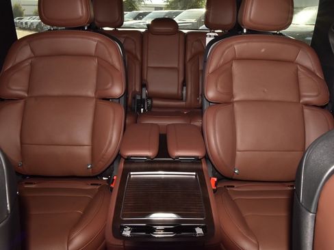 New 2025 Lincoln Navigator L Reserve image 22