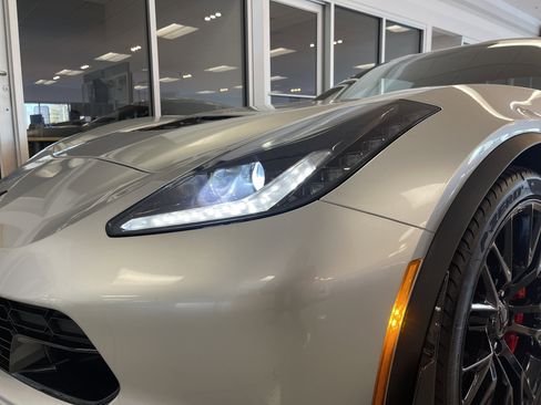 Used 2016 Chevrolet Corvette Z06 image 10