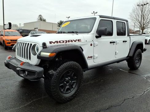 Certified 2023 Jeep Gladiator Mojave image 3