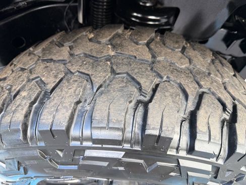 Used 2017 Jeep Wrangler Unlimited Sahara AWD/4WD image 57