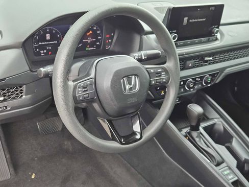 Used 2024 Honda Accord EX image 2