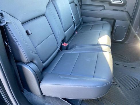 Used 2022 Chevrolet Silverado 1500 LTZ w/ LTZ Premium Package image 26