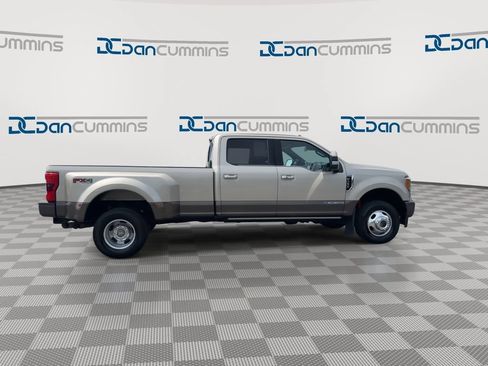 Used 2017 Ford F350 King Ranch w/ King Ranch Ultimate Package AWD/4WD image 9