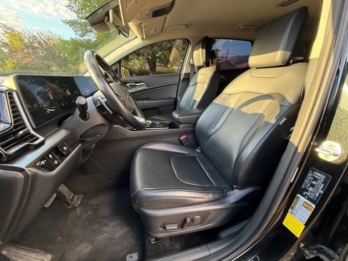 Used 2023 Kia Sportage EX AWD/4WD image 10