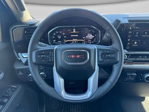 Used 2025 GMC Sierra 1500 SLE AWD/4WD image 12