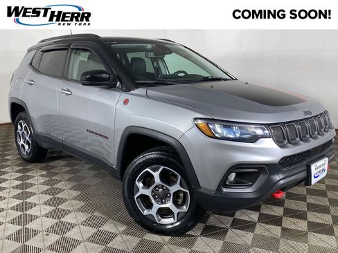Used 2022 Jeep Compass Trailhawk w/ Sun and Sound Group AWD/4WD image 1