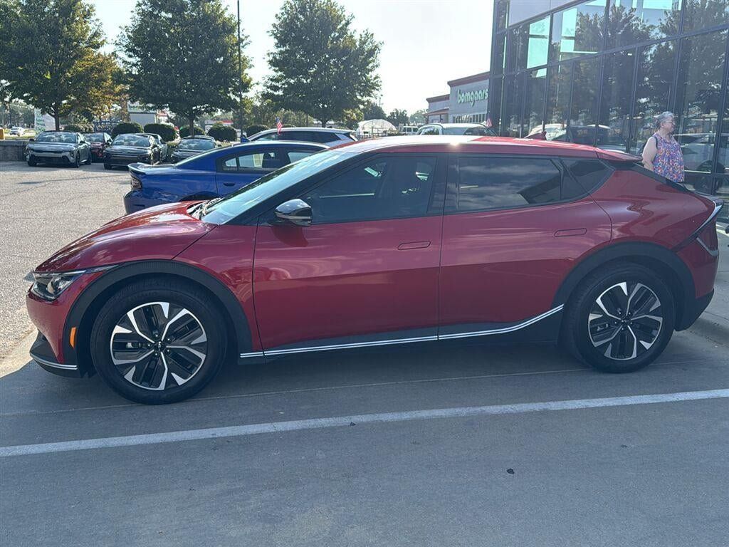 Used 2024 Kia EV6 Light AWD/4WD image 7