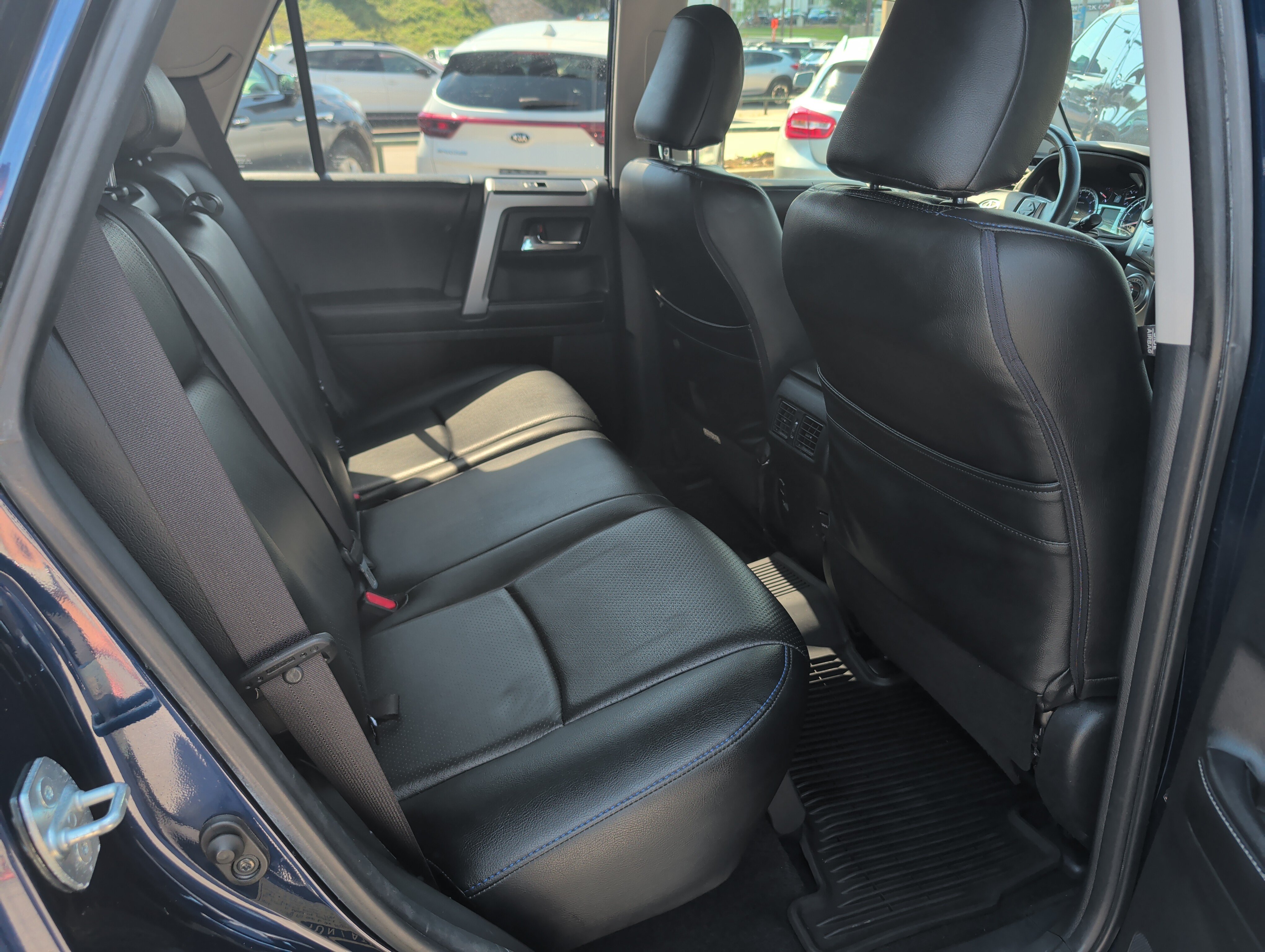 Used 2016 Toyota 4Runner SR5 RWD image 28