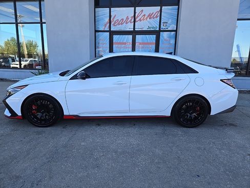 Used 2022 Hyundai Elantra N w/ Preferred Accessory Package image 5