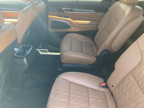 Certified 2025 Kia Telluride SX X-Line AWD/4WD image 16