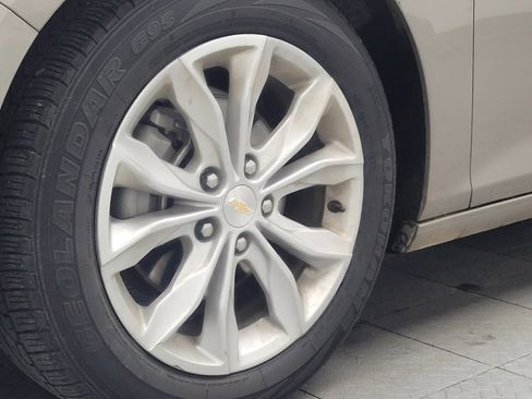 Used 2024 Chevrolet Malibu LT FWD image 31