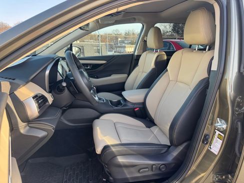 Used 2025 Subaru Outback Limited w/ Popular Package #2 image 34