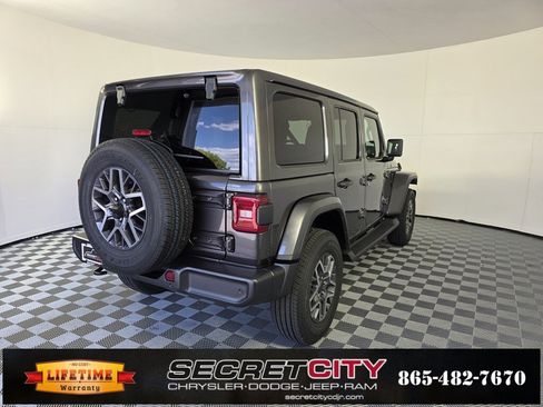 New 2025 Jeep Wrangler Unlimited Sahara image 7