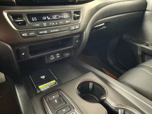 Used 2025 Honda Passport TrailSport image 26