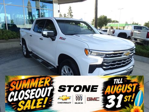 Certified 2022 Chevrolet Silverado 1500 LTZ w/ Technology Package AWD/4WD image 1