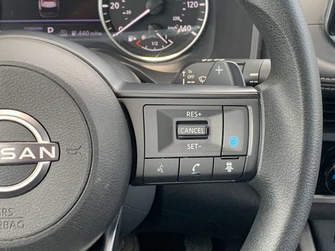 Used 2024 Nissan Rogue SV FWD image 14