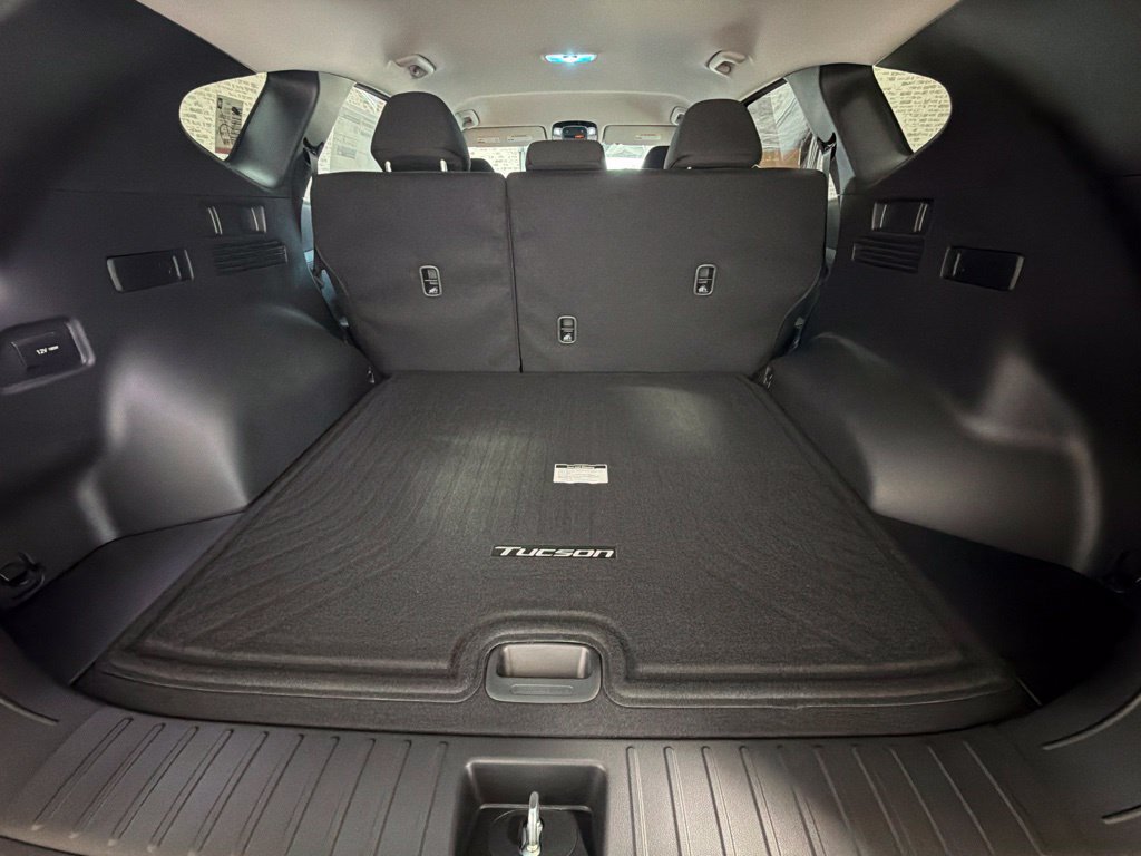 New 2026 Hyundai Tucson SEL FWD image 14