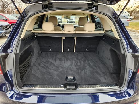 Used 2020 Mercedes-Benz GLC 300 4MATIC image 18