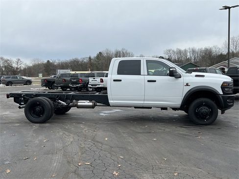 New 2026 RAM 5500 Tradesman image 39