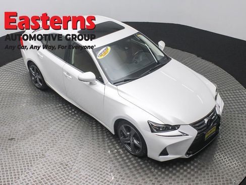 Used 2018 Lexus IS 300 AWD w/ Comfort Package image 3