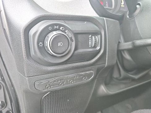 Used 2024 Jeep Wrangler Sport S image 28