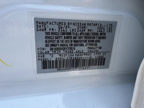Used 2024 Nissan Sentra SR w/ SR Premium Package FWD image 28