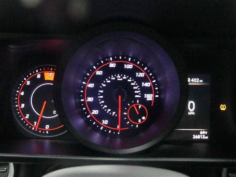 Used 2022 Hyundai Elantra SEL FWD image 31