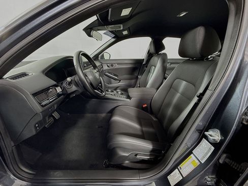 Used 2023 Honda Civic Sport image 16