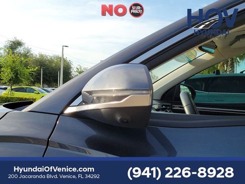 Certified 2024 Hyundai Tucson Limited FWD image 12