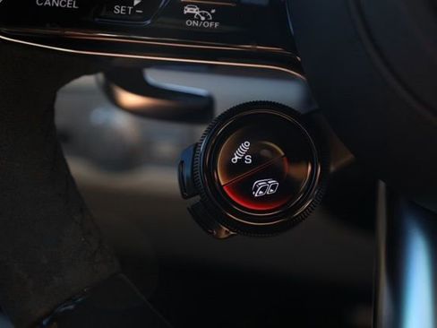 Certified 2025 Mercedes-Benz GLE 53 AMG 4MATIC Coupe image 17