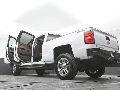Used 2019 Chevrolet Silverado 2500 High Country w/ Duramax Plus Package image 55