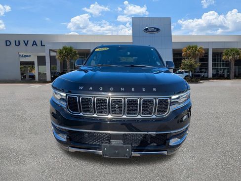 Used 2022 Jeep Wagoneer Series III w/ Premium Group I image 9