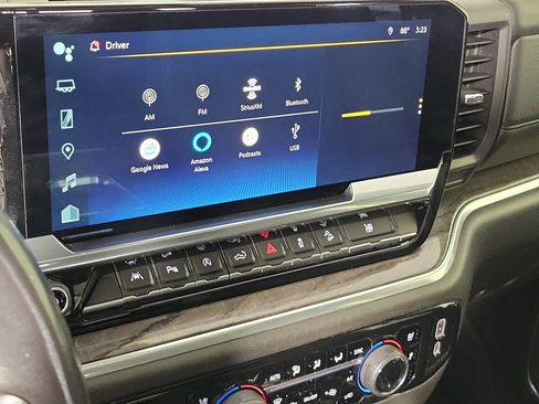 Used 2022 Chevrolet Silverado 1500 LTZ w/ LTZ Premium Package image 17