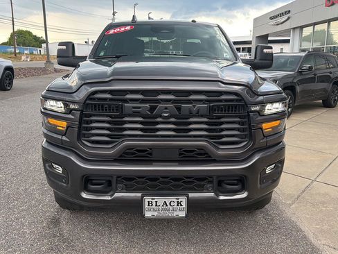 Used 2026 RAM 2500 Big Horn AWD/4WD image 2
